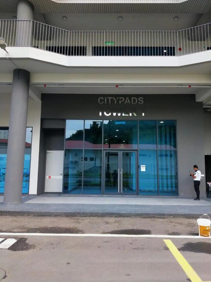 فندق Jesselton Quay Sea View كوتا كينابالو المظهر الخارجي الصورة